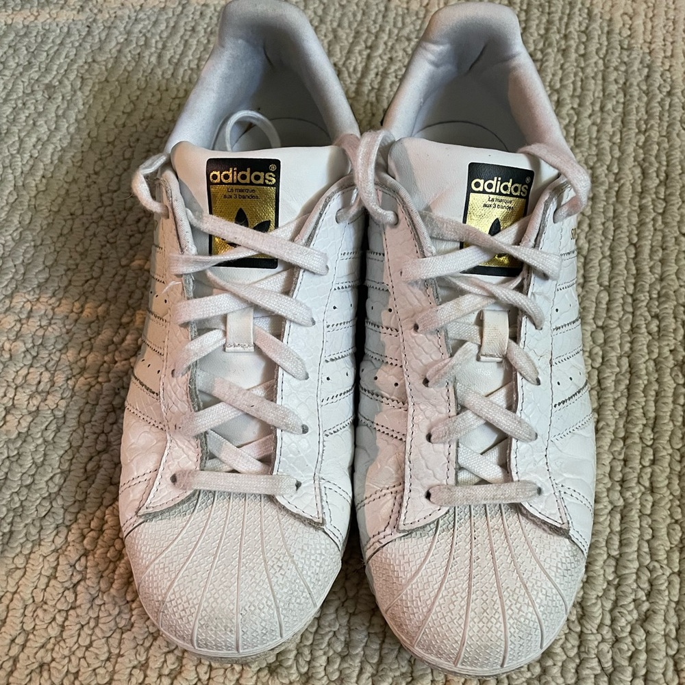 White on white adidas superstar sneaker, EUC
